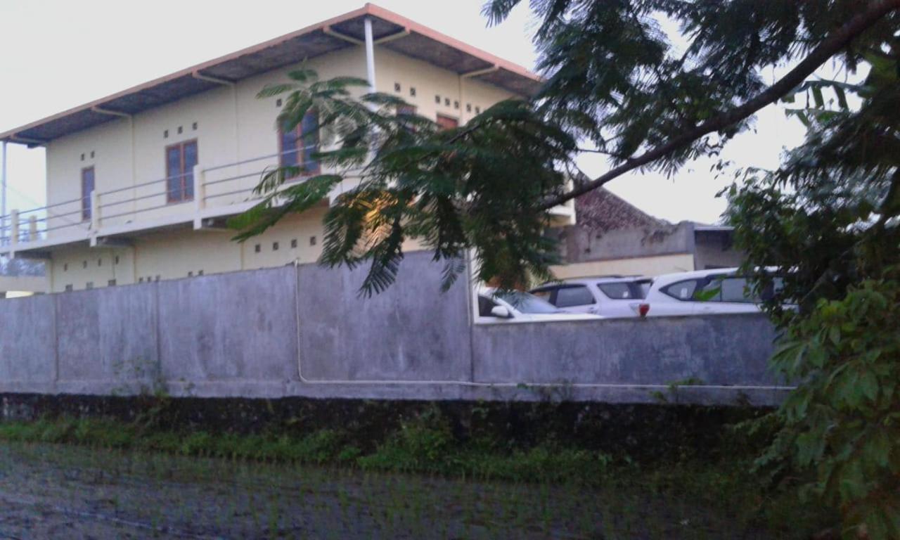 Spot On 93020 Rumah Singgah Ganjuran Bantul Kültér fotó