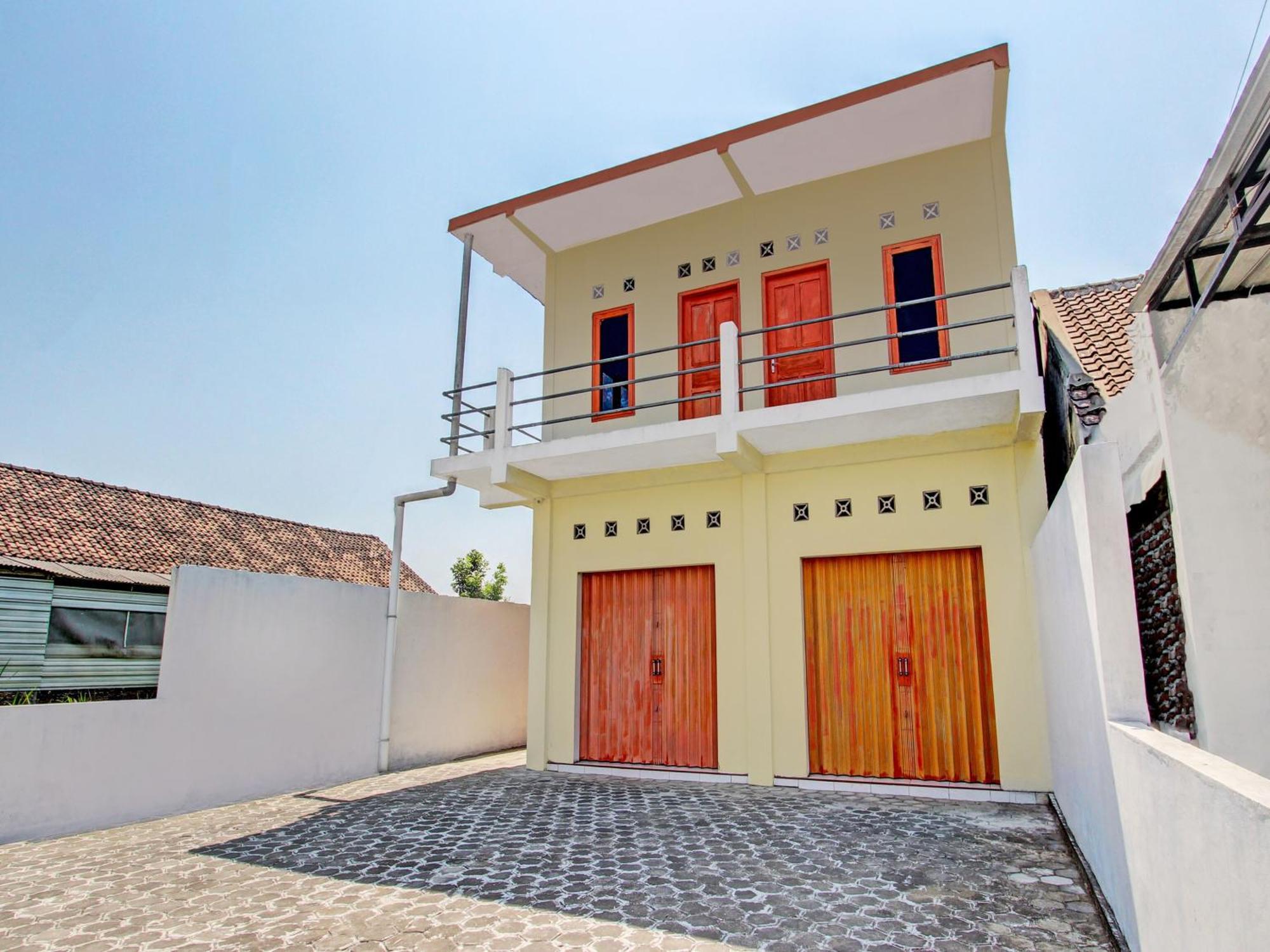 Spot On 93020 Rumah Singgah Ganjuran Bantul Kültér fotó